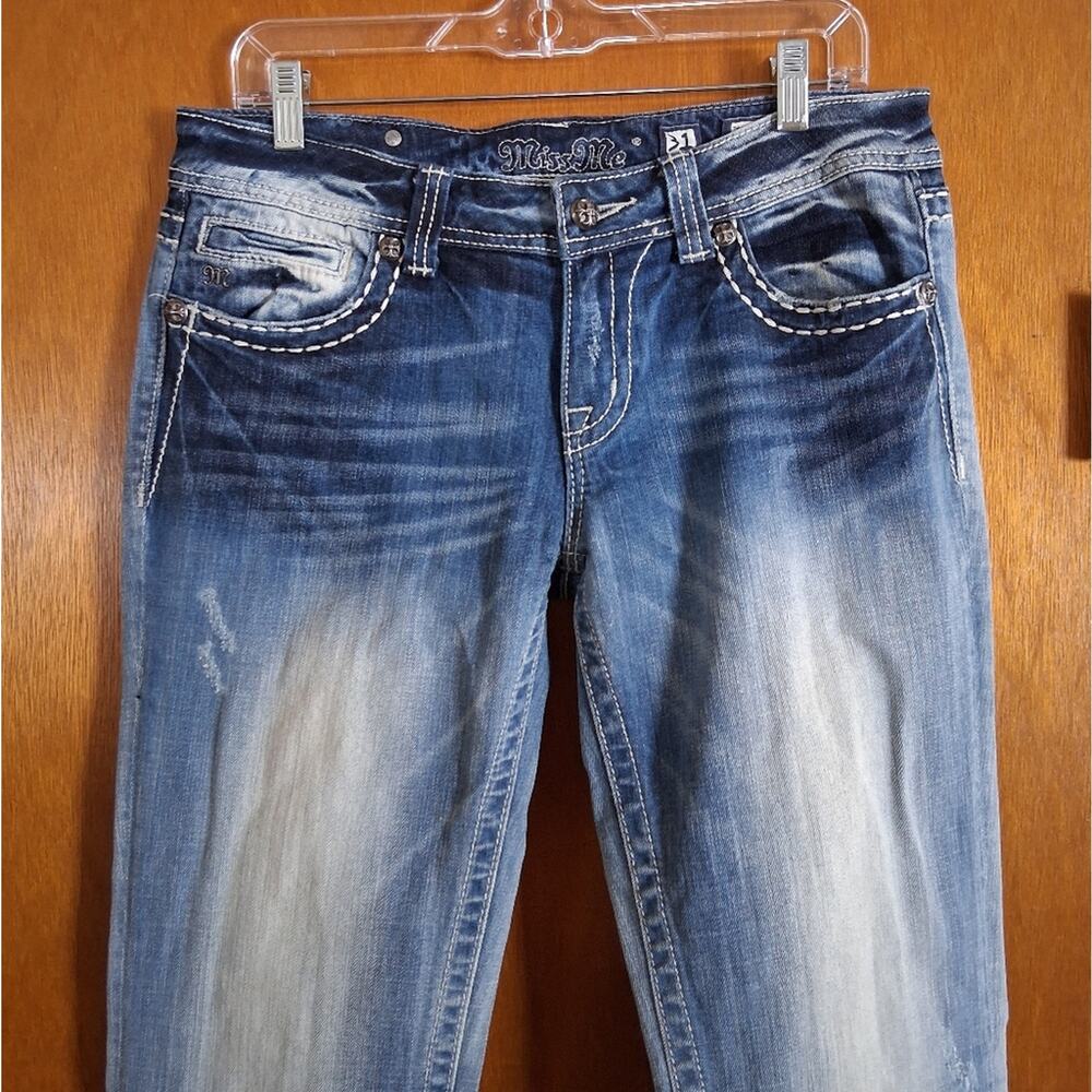 Miss Me Embellished Stud Cross Bootcut Jeans Size 31 - Picture 3 of 8